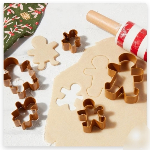 Gingerbread Shape Cookie Cutter by Wondershop - Picture 3 of 3